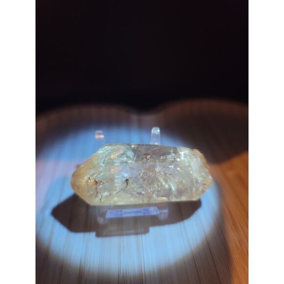 Golden Enhydro Petroleum Skeletal Fenster UV Reactive Quartz, 37G - Picture 5 of 5